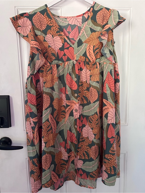 Emery Rose Dresses & Skirts - Floral Leaf Print Mini Dress in Coral & Olive